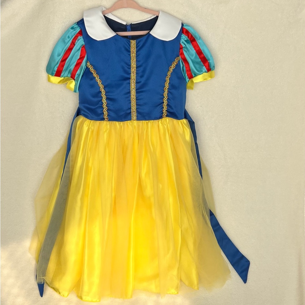 Snow White Costume